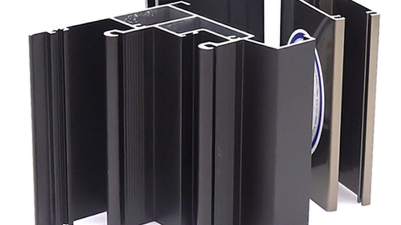 铝合金门窗型材之选：揭秘性能与品质的平衡之道